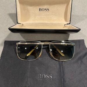 Hugo Boss Aviators with box and cleaning cloth